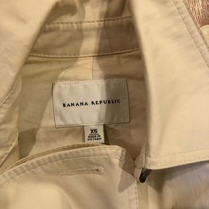 Banana Republic Trench Coat XS